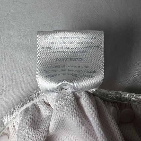 Beau & Belle Nageuret Girls Reusable Swim Diaper,  Red W Flamingos, Size 0-36M - Picture 7 of 7